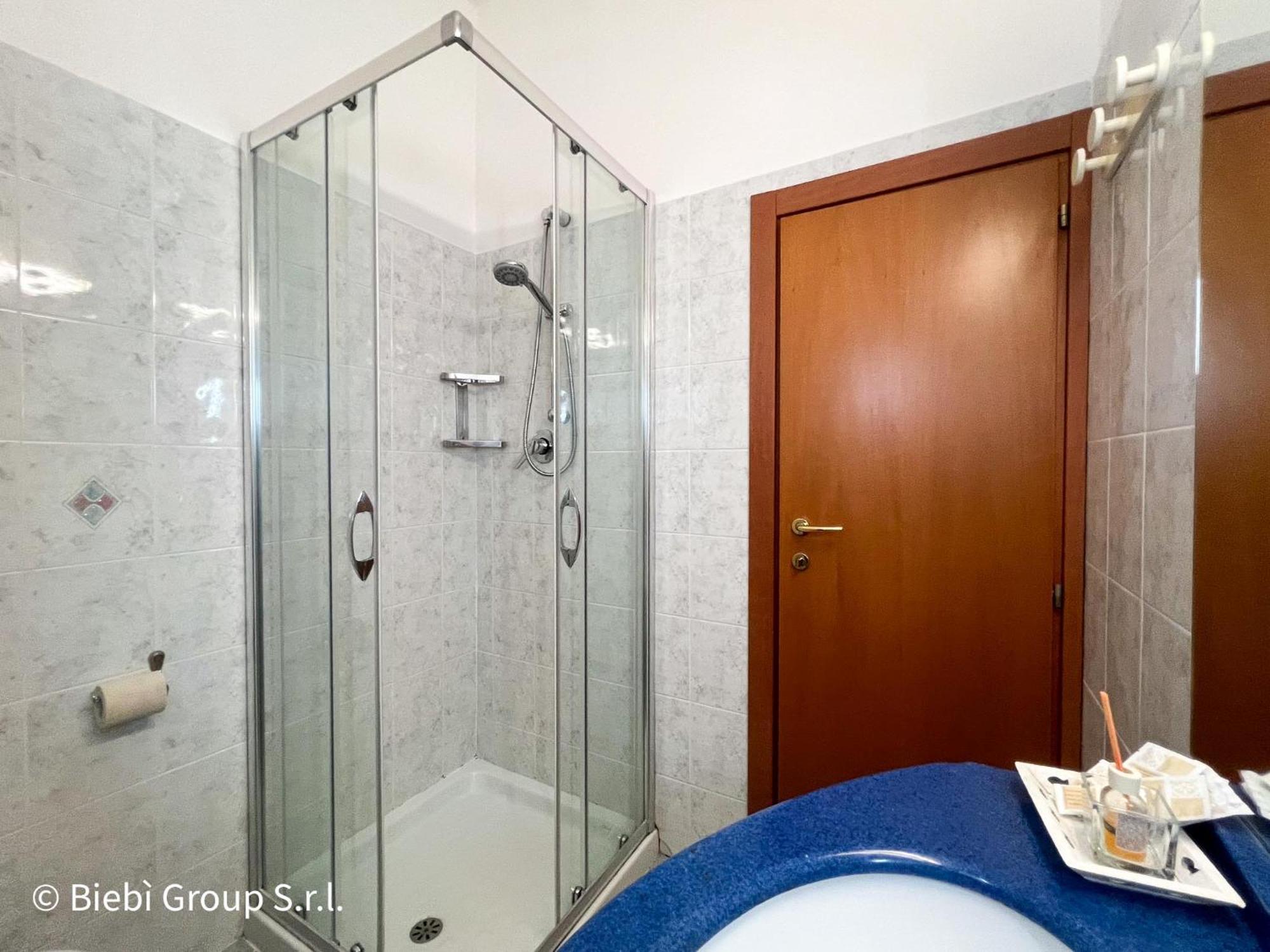 Hotel Giorg - Waterpark Included Rimini Ngoại thất bức ảnh